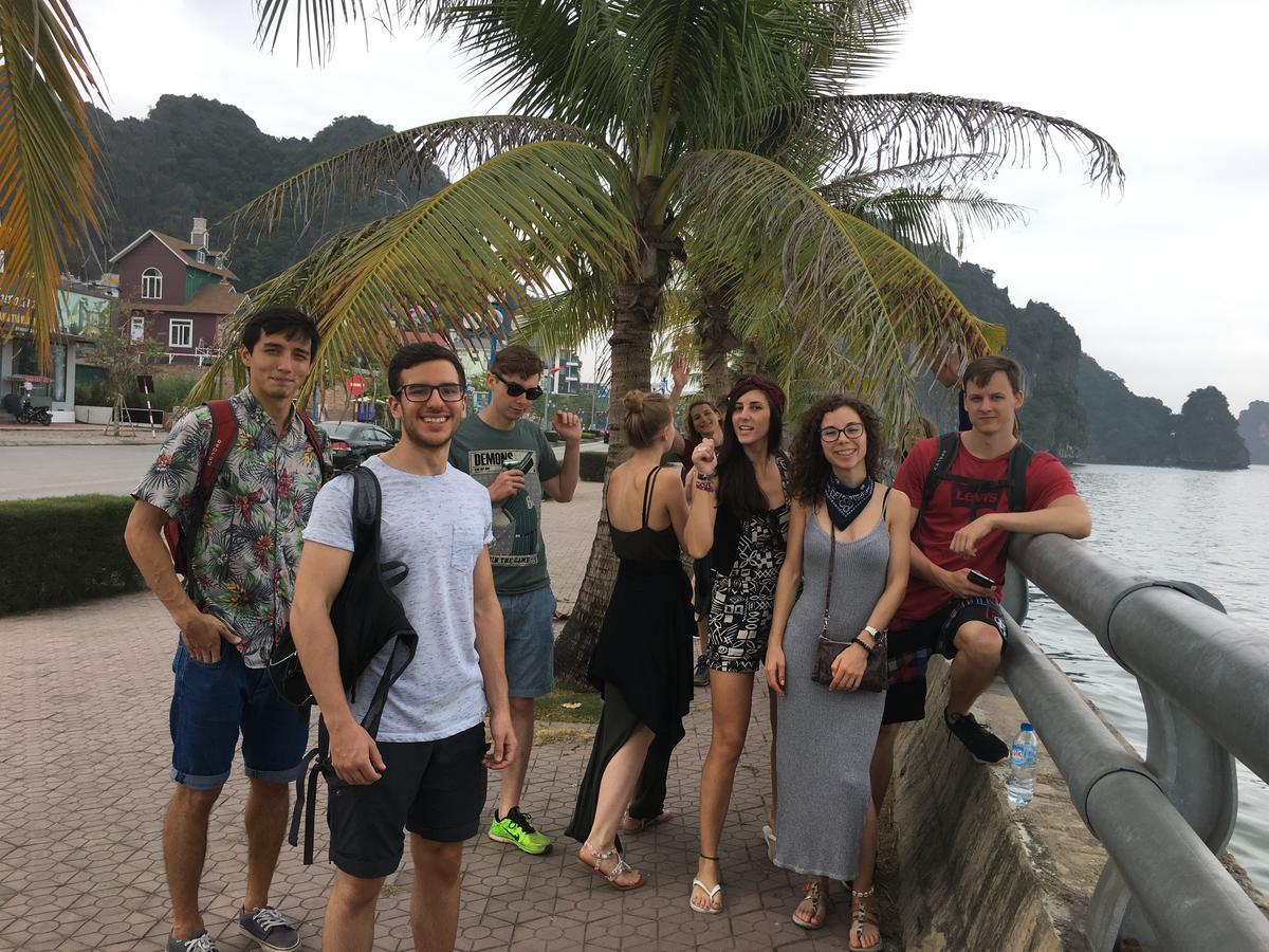 Halo Bay Homestay Ha Long Exterior foto